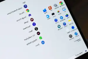 iOS 26.2 beta 2 brings major changes to sleep tracking, podcasts - Professional coverage