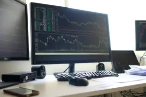 Axiomtek's New Medical Box PC Packs Intel i9 Power for AI Diagnostics - Professional coverage